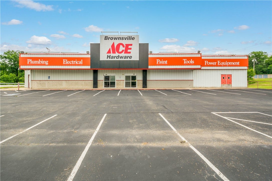 6027 National Pike, Brownsville, PA 15442