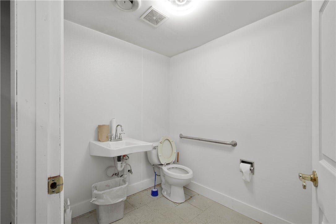 6027 National Pike, Brownsville, PA 15442