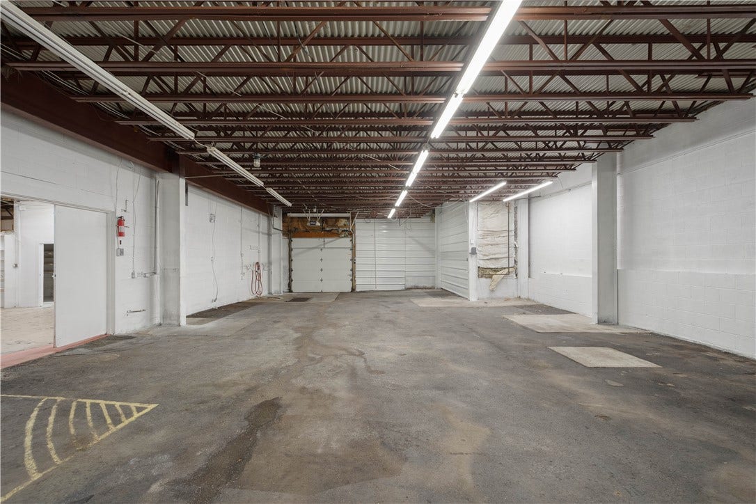 6027 National Pike, Brownsville, PA 15442