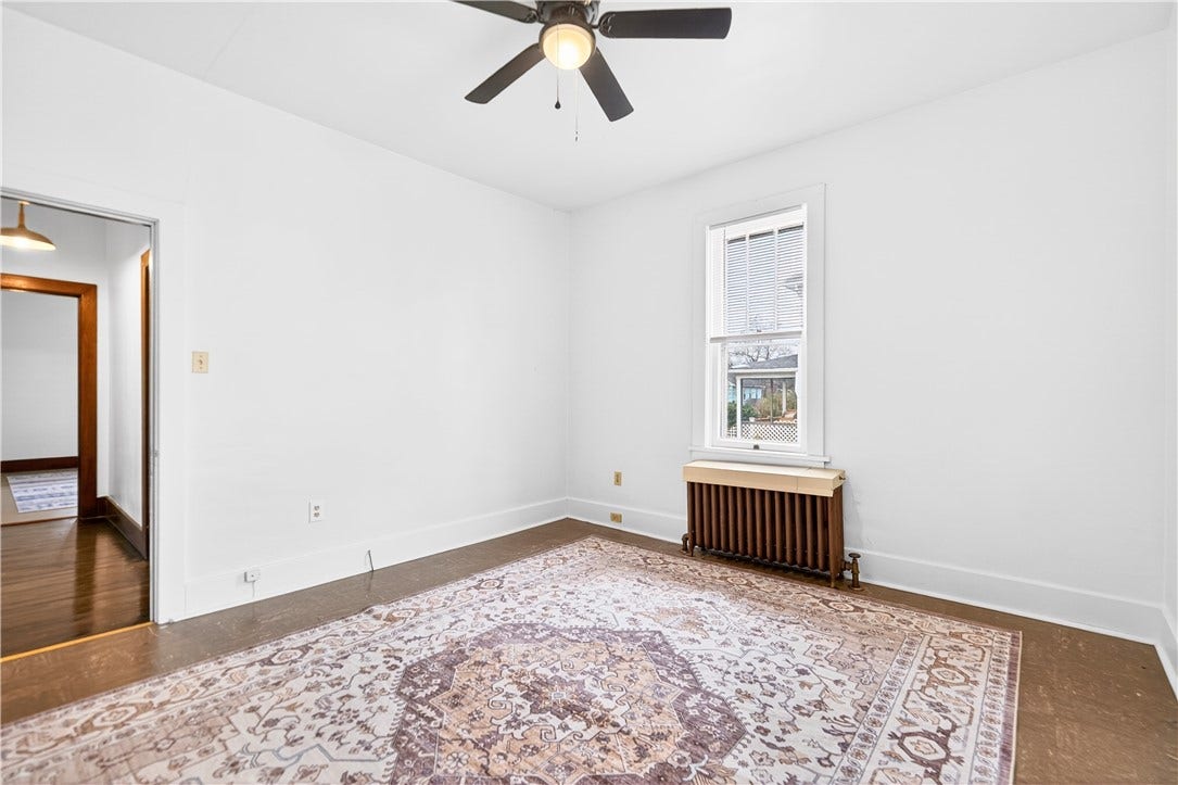 1404 Aetna St, Connellsville, PA 15425