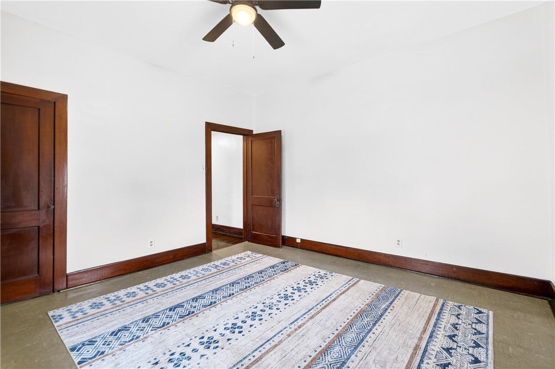 1404 Aetna St, Connellsville, PA 15425