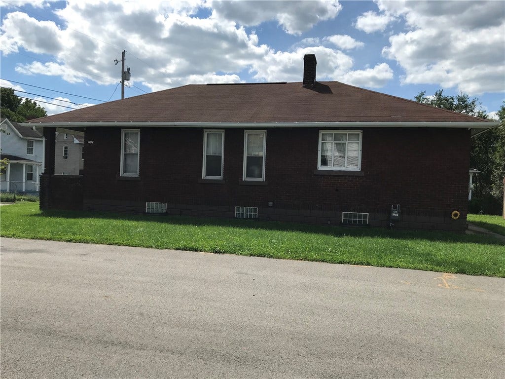 1404 Aetna St, Connellsville, PA 15425