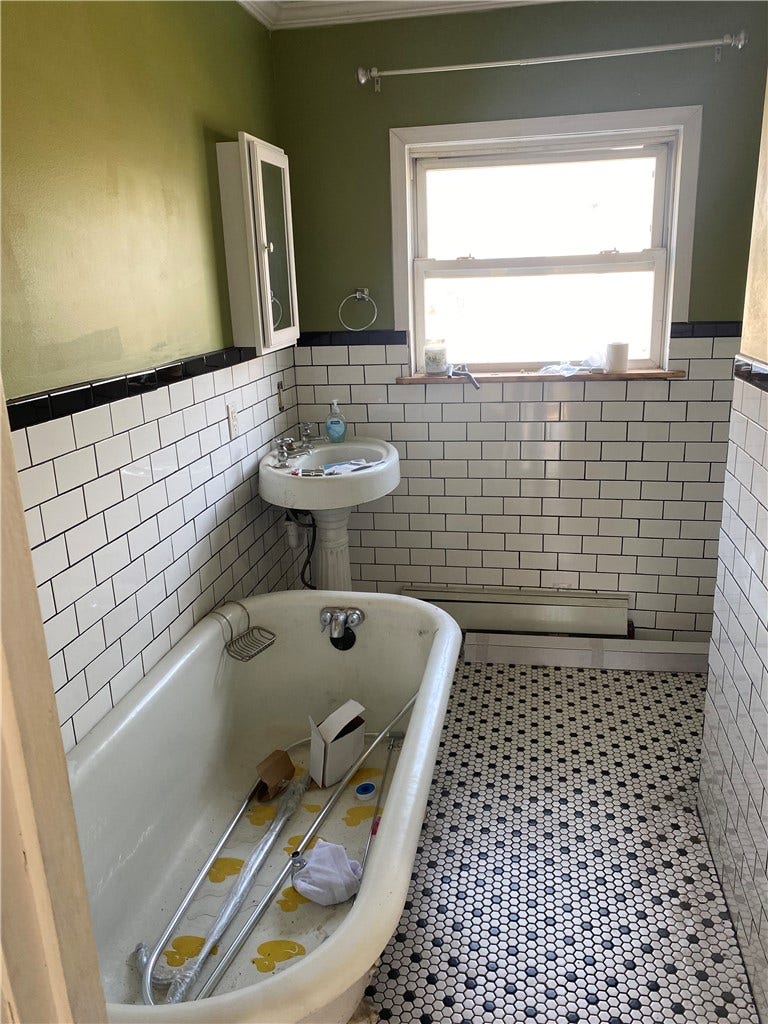 614 Howard St, Brownsville, PA 15417