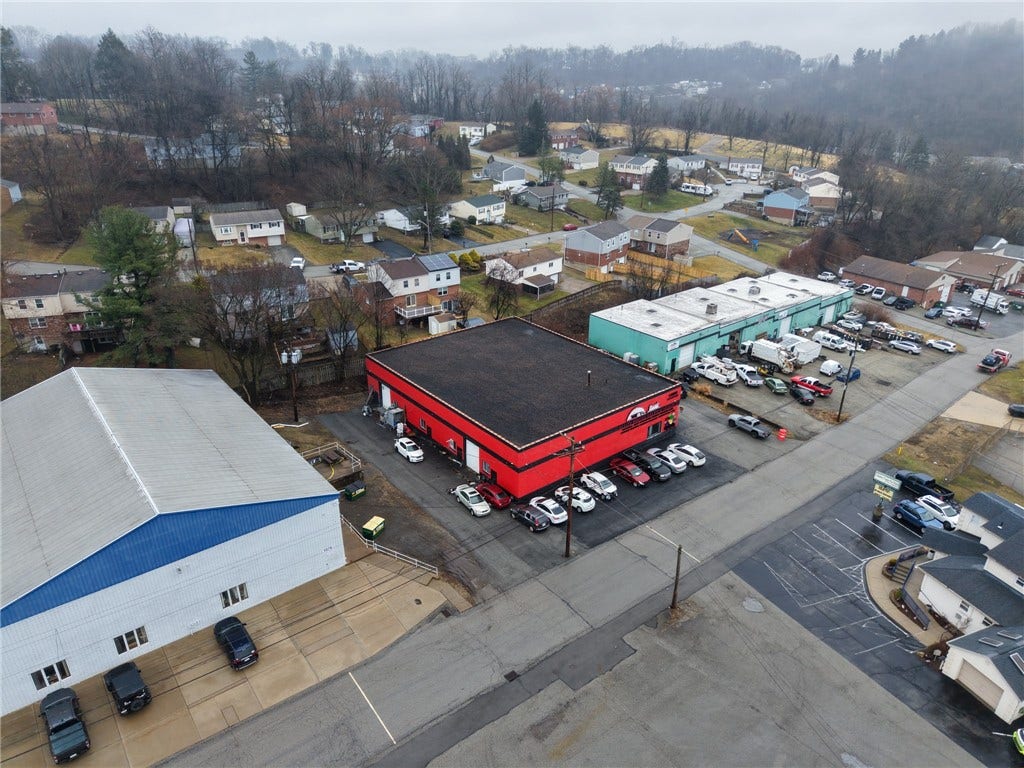 1080 3rd St, North Versailles, PA 15137