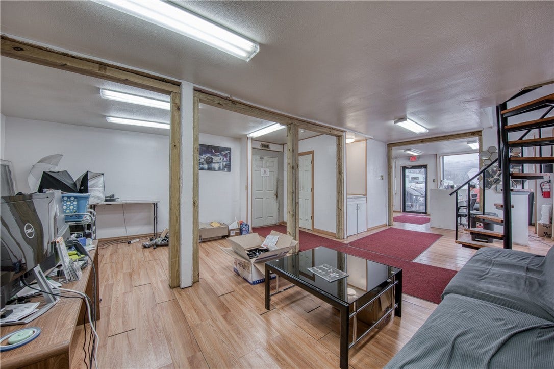 1080 3rd St, North Versailles, PA 15137