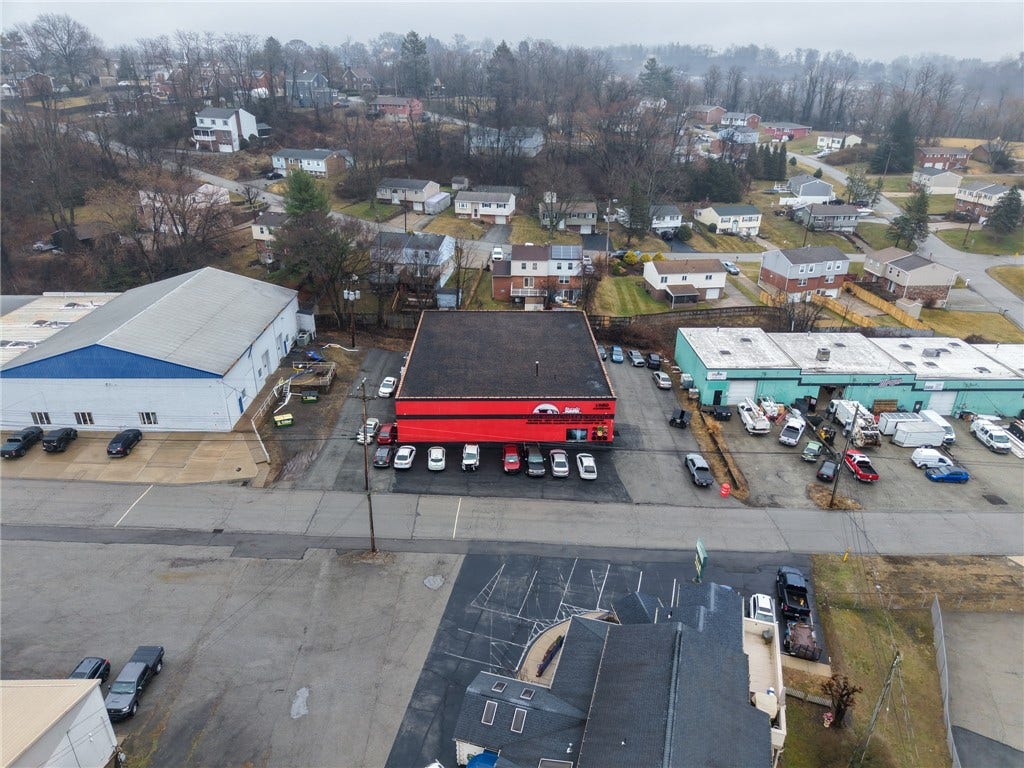 1080 3rd St, North Versailles, PA 15137