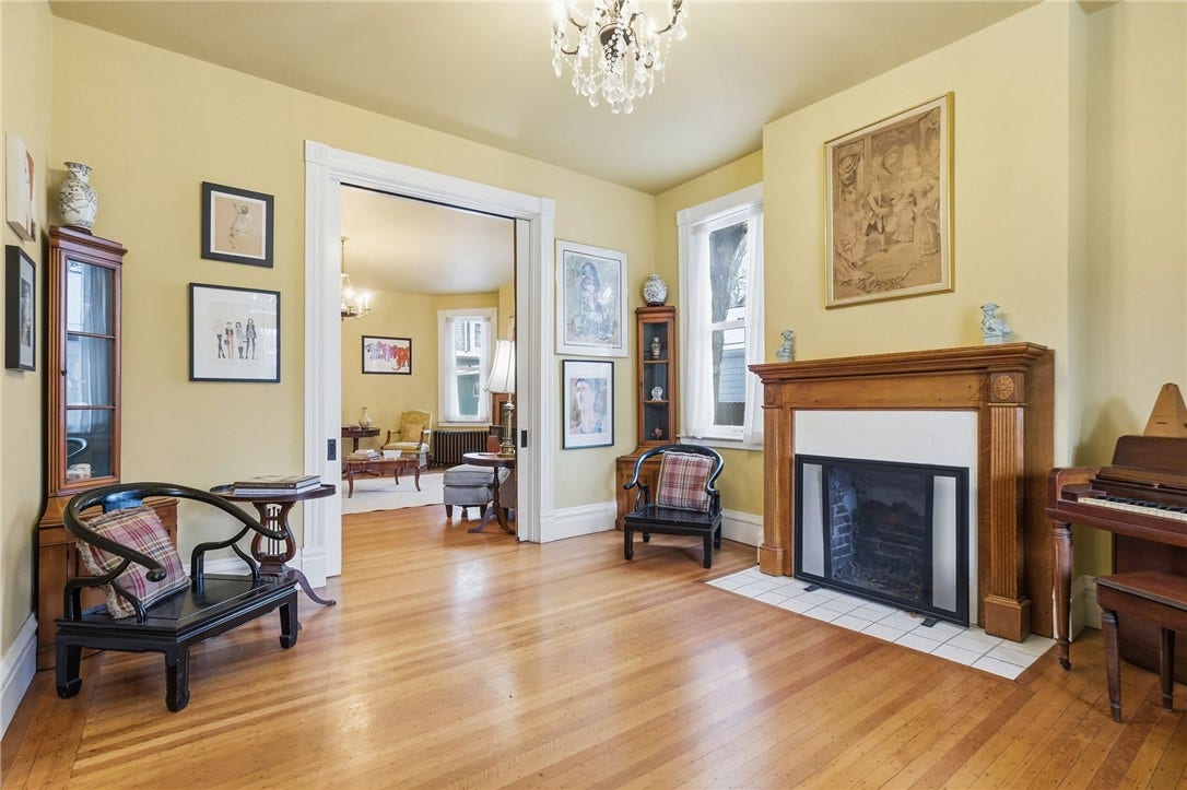 4916 Wallingford St, Pittsburgh, PA 15213
