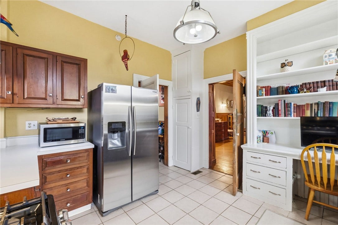 4916 Wallingford St, Pittsburgh, PA 15213