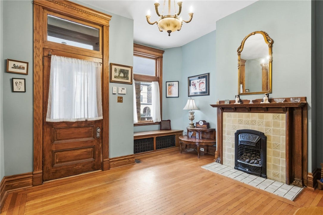 4916 Wallingford St, Pittsburgh, PA 15213