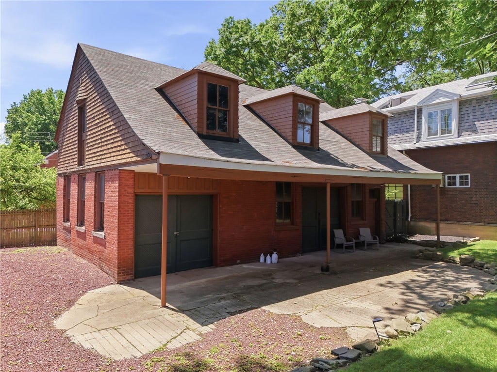 4916 Wallingford St, Pittsburgh, PA 15213