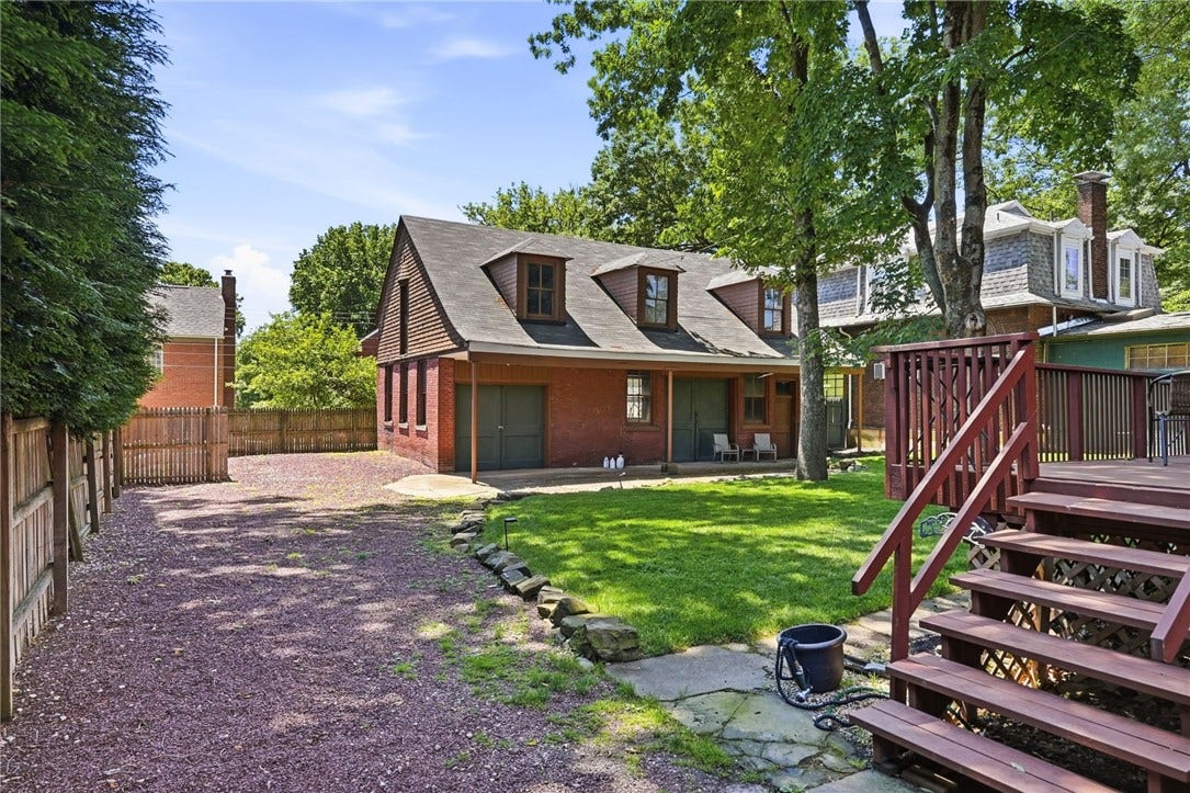 4916 Wallingford St, Pittsburgh, PA 15213