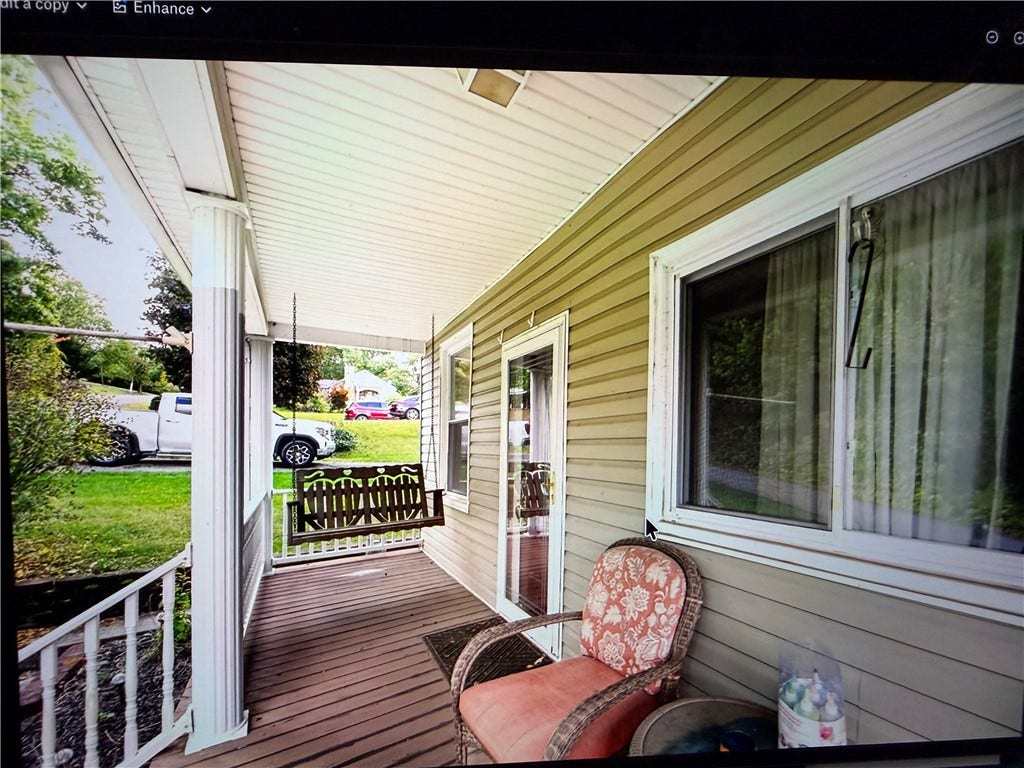 1910 2nd St, Connellsville, PA 15425