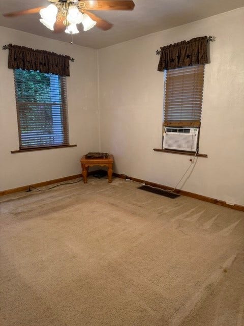 1910 2nd St, Connellsville, PA 15425