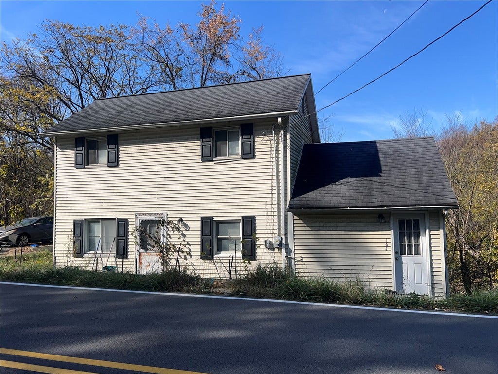 183 Country Club Rd, Washington, PA 15301