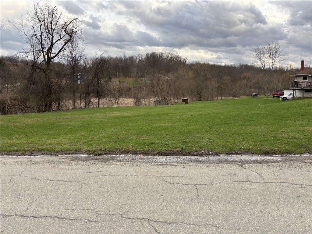 4132 State Route 136, Greensburg, PA 15601