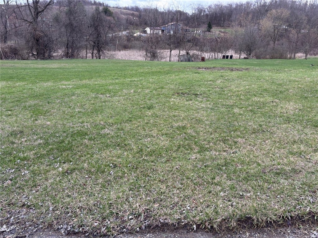 4132 State Route 136, Greensburg, PA 15601