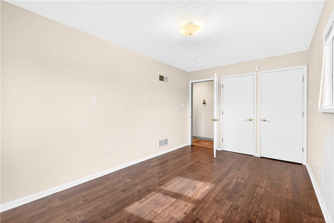 1443 Stoltz Rd, Bethel Park, PA 15102