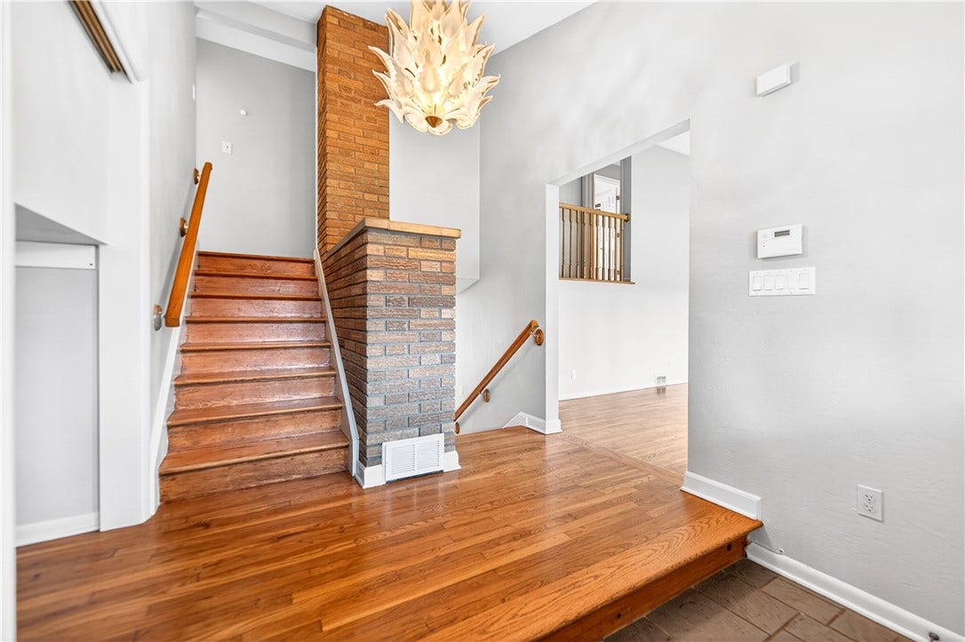 1443 Stoltz Rd, Bethel Park, PA 15102