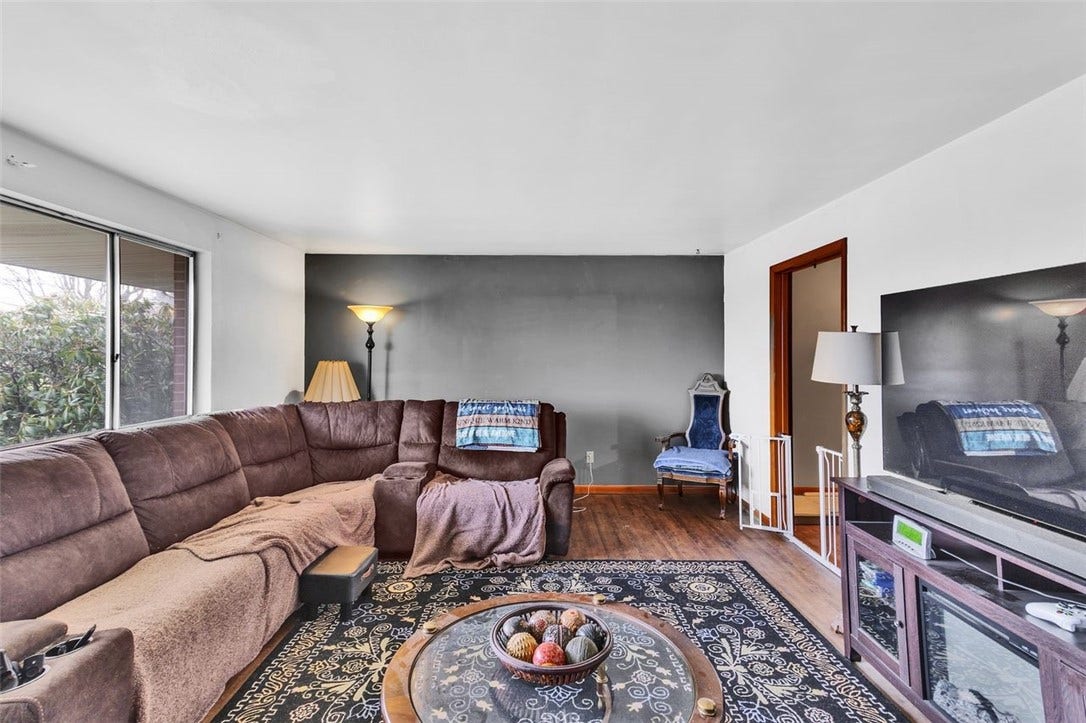 605 Short St, Greensburg, PA 15601