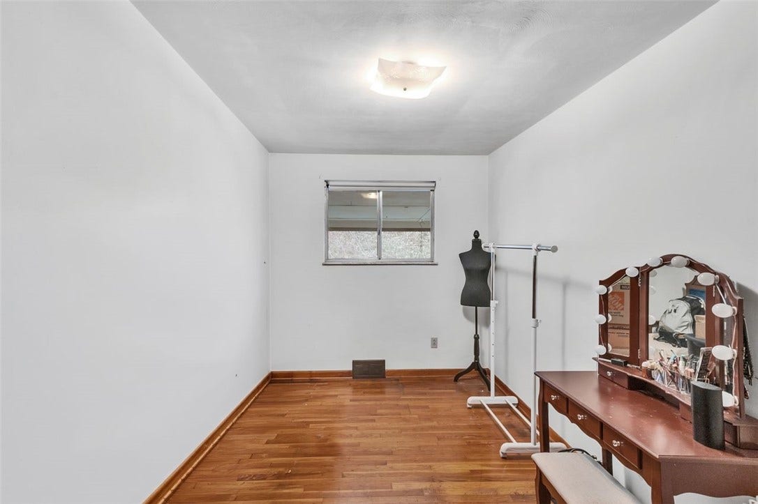 605 Short St, Greensburg, PA 15601