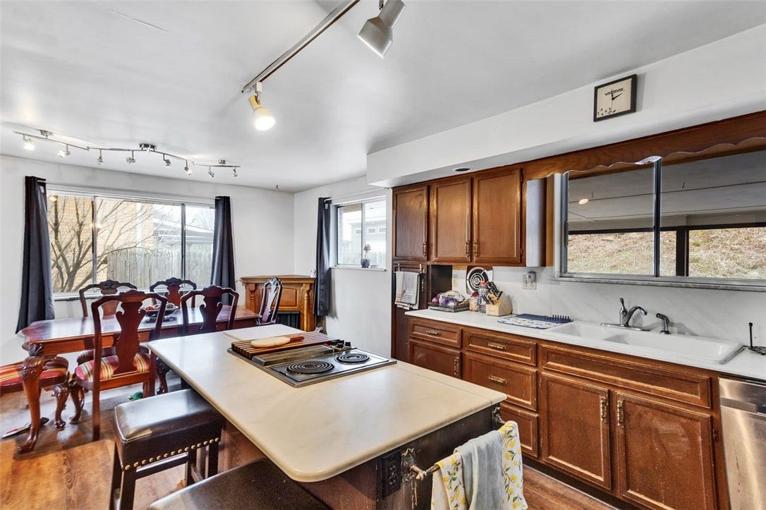 605 Short St, Greensburg, PA 15601