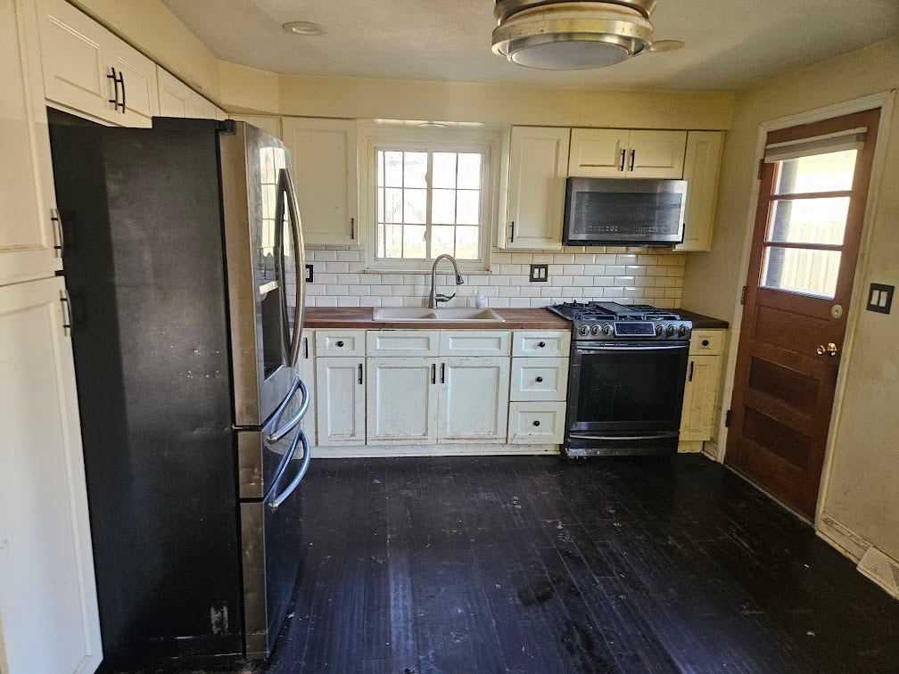 900 Sycamore St, Washington, PA 15301