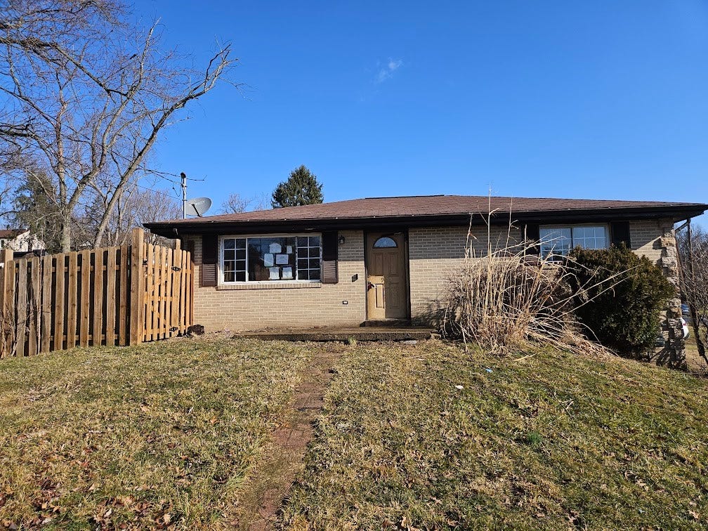 900 Sycamore St, Washington, PA 15301