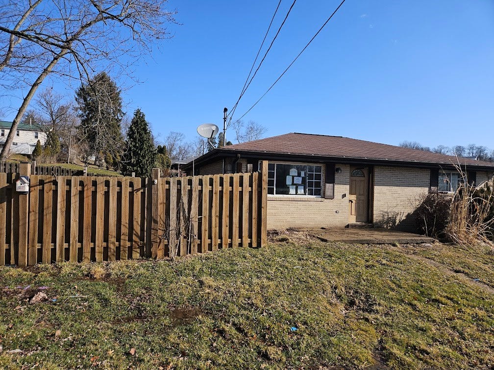 900 Sycamore St, Washington, PA 15301