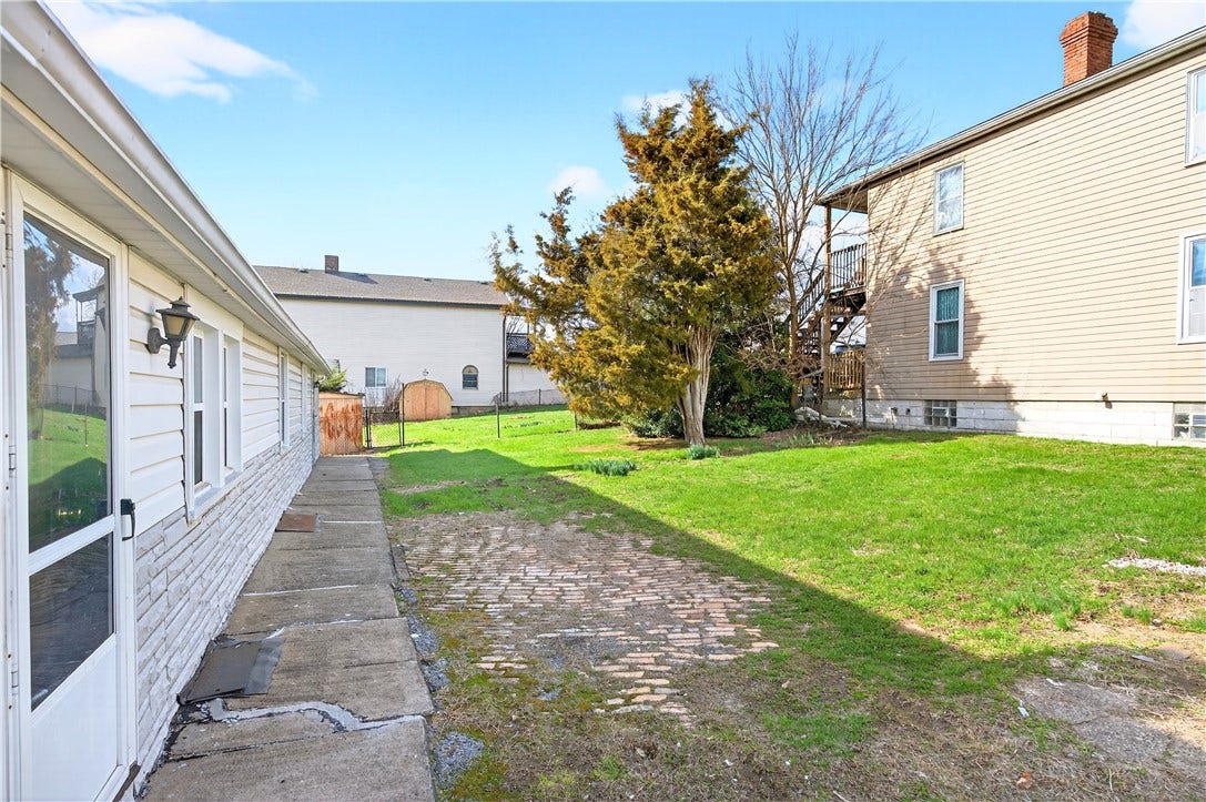 427 Market St, Belle Vernon, PA 15012