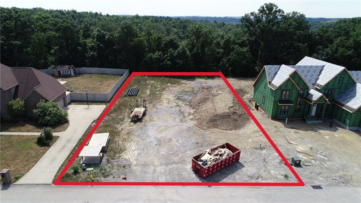 2096 Laurel Ridge Dr, Jefferson Hills, PA 15025