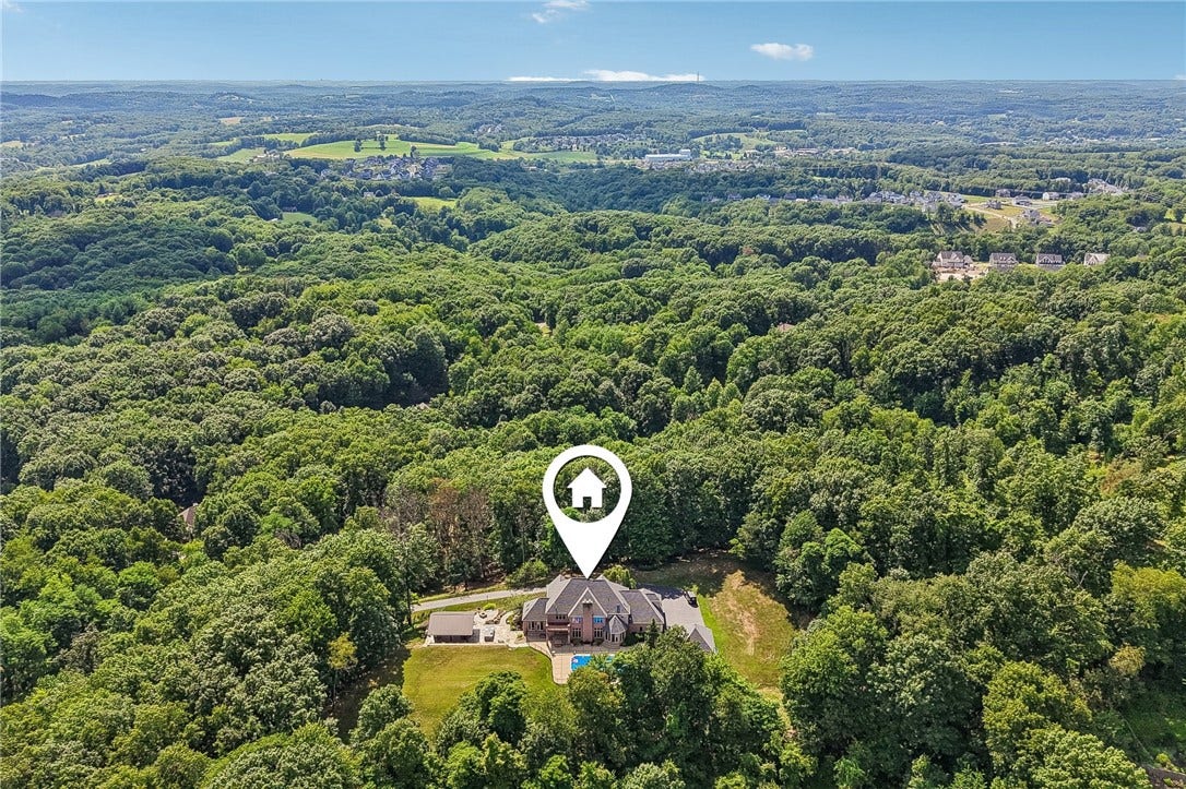 401 Blackstone Ln, Mars, PA 16046