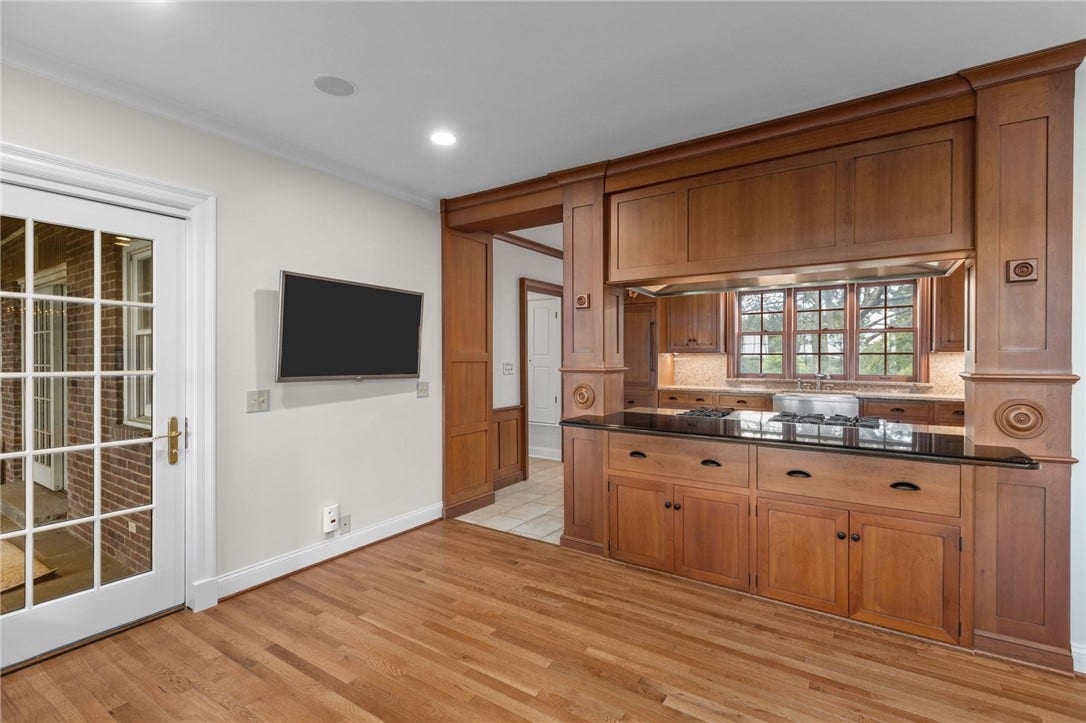 169 Country Club Rd, Sewickley, PA 15143