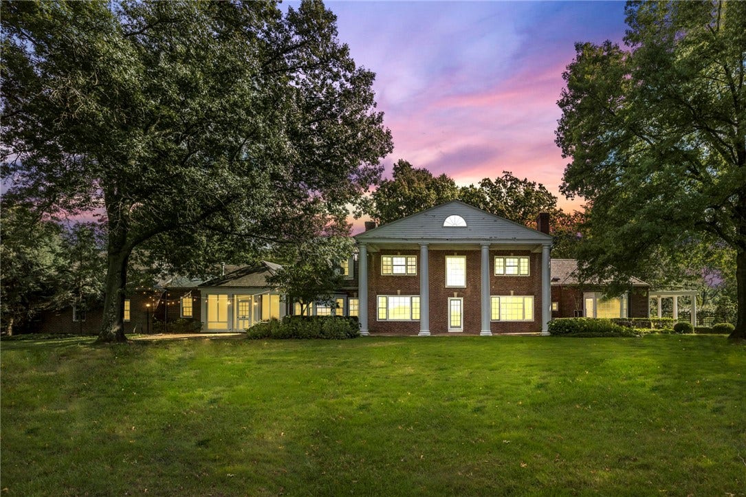 169 Country Club Rd, Sewickley, PA 15143