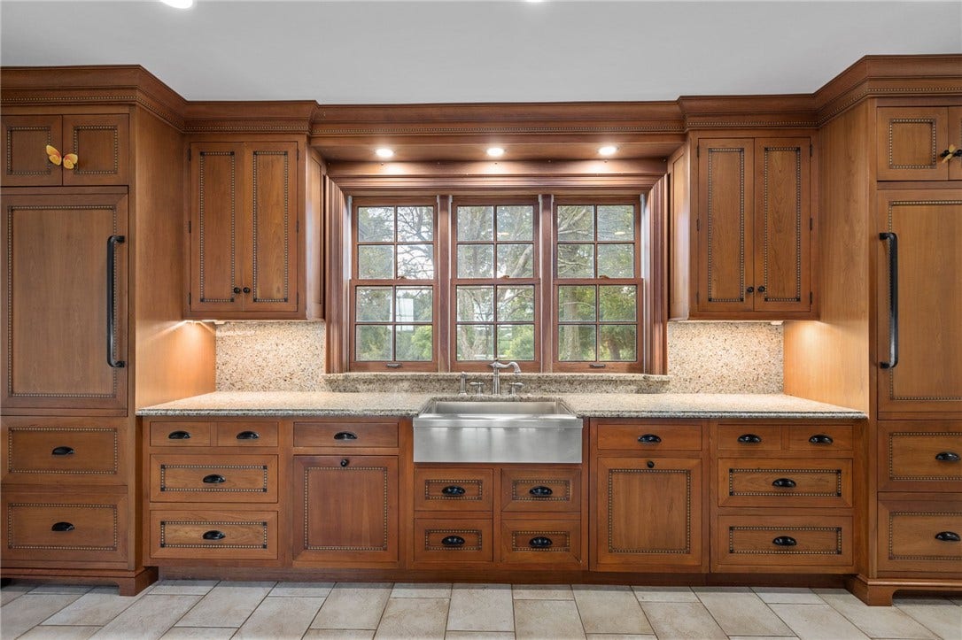 169 Country Club Rd, Sewickley, PA 15143
