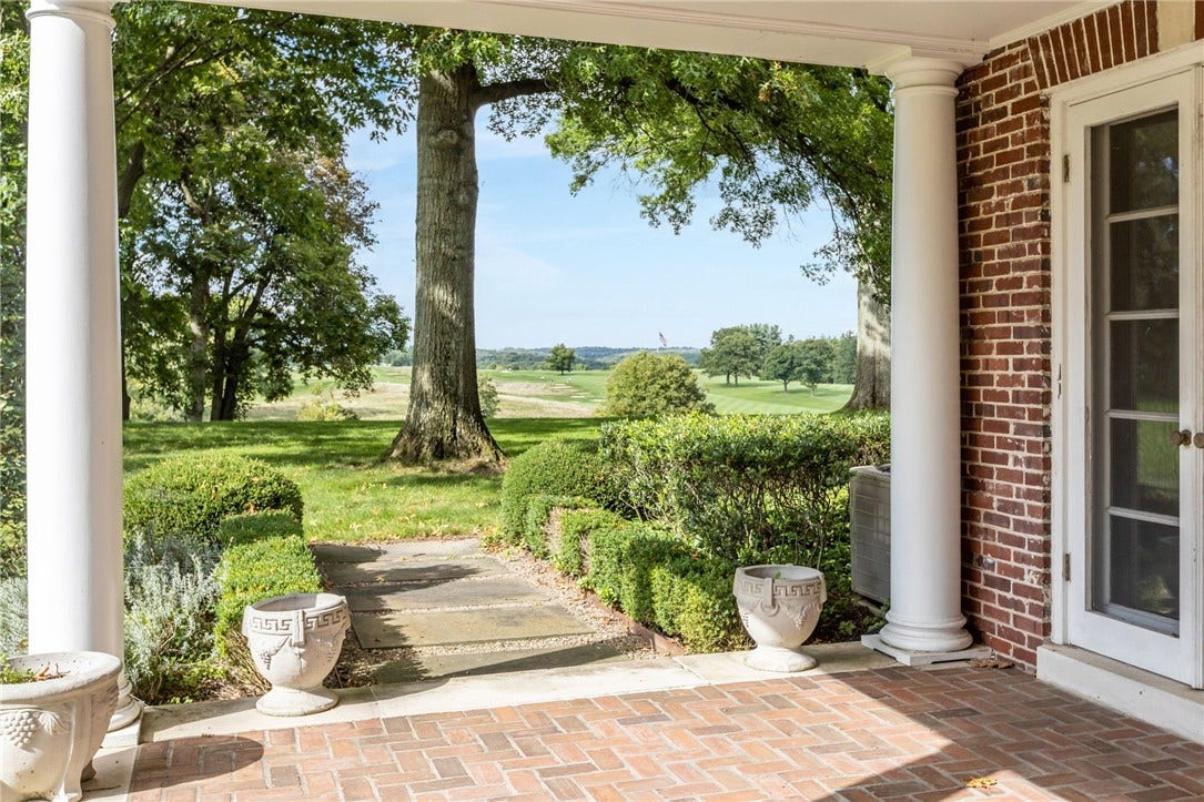 169 Country Club Rd, Sewickley, PA 15143