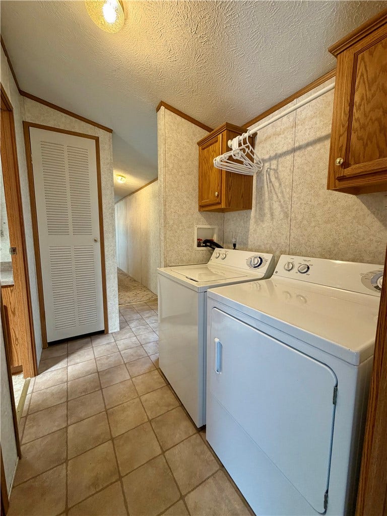 450 Old Scales Rd, Washington, PA 15301