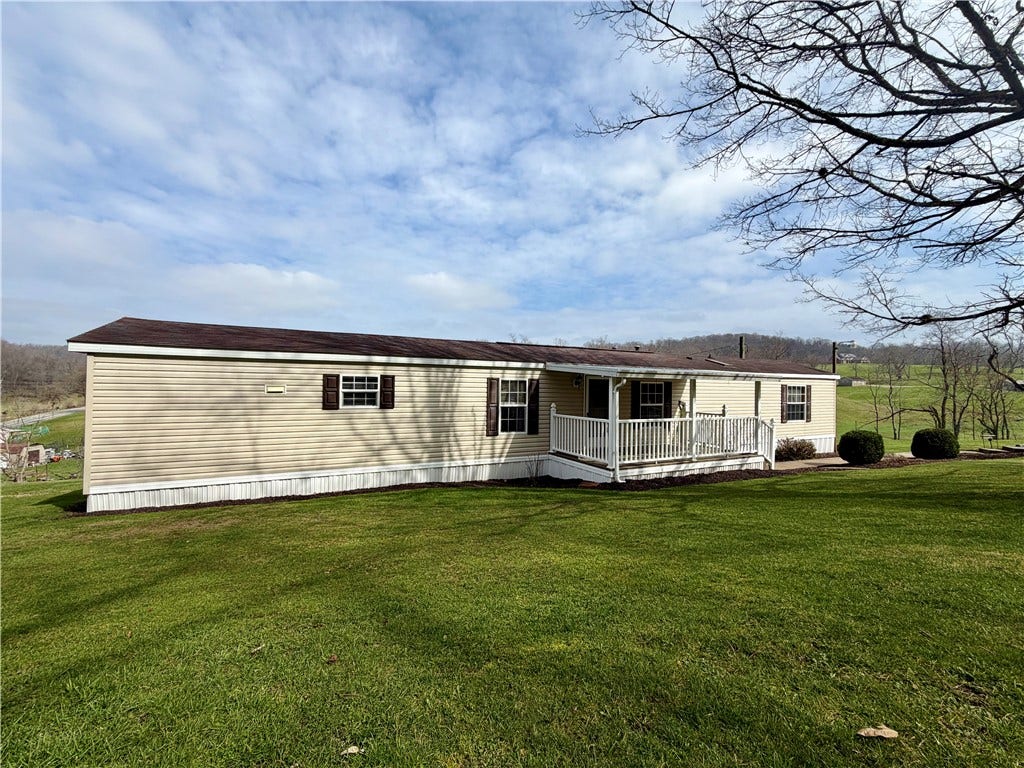 450 Old Scales Rd, Washington, PA 15301