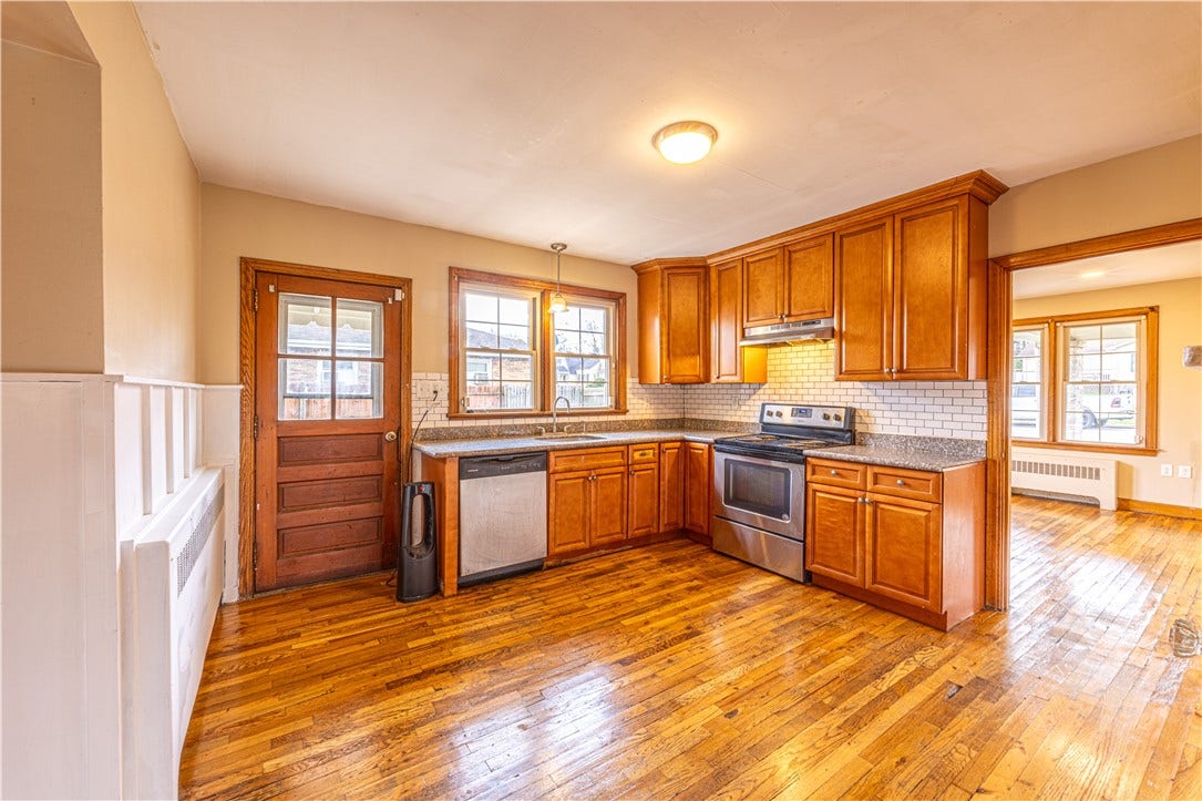 202 E Georgia Ave, Connellsville, PA 15425