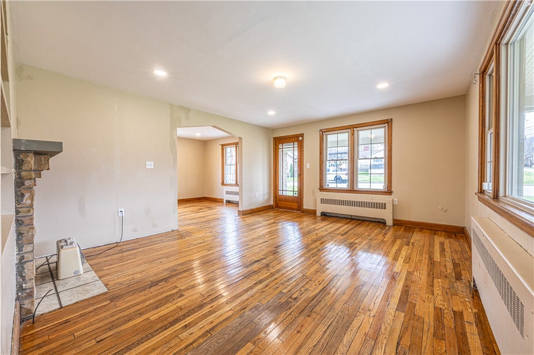 202 E Georgia Ave, Connellsville, PA 15425