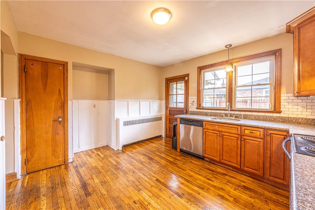 202 E Georgia Ave, Connellsville, PA 15425