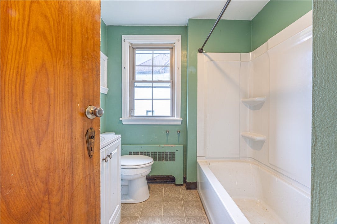 202 E Georgia Ave, Connellsville, PA 15425