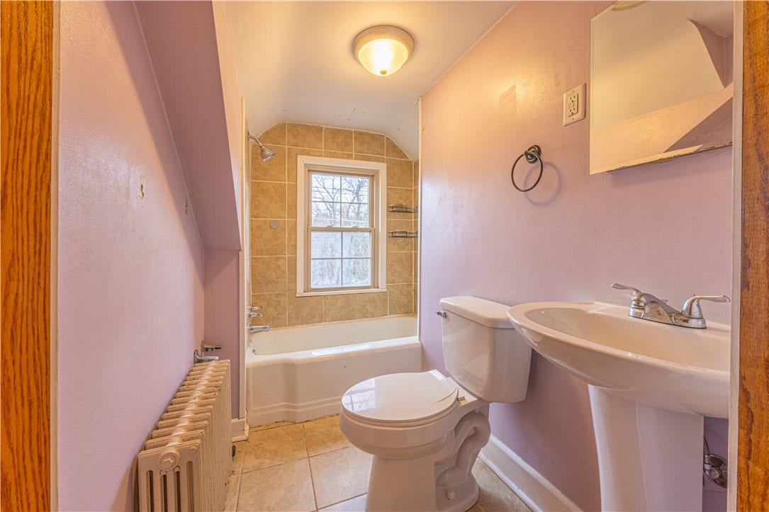 202 E Georgia Ave, Connellsville, PA 15425