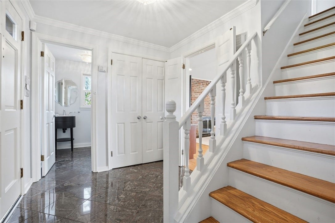 Interior entry foyer