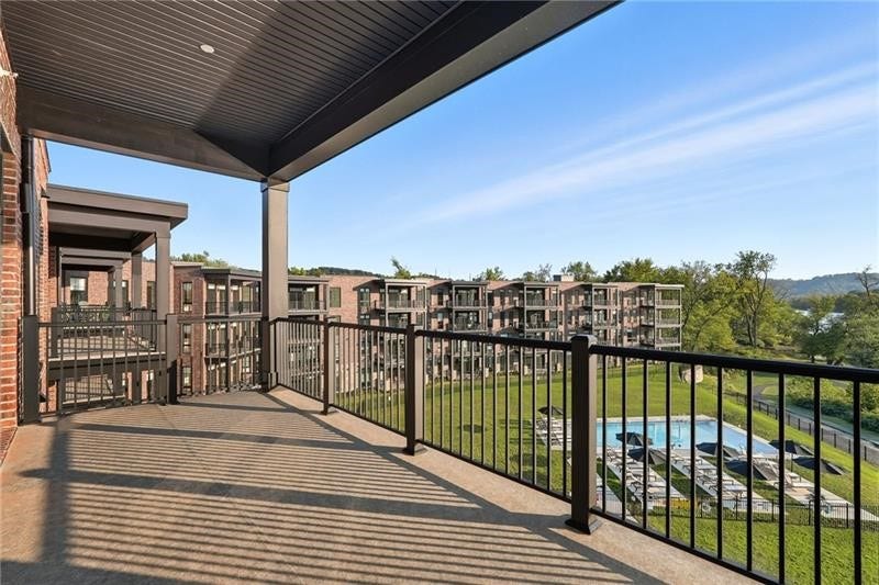1 1st Street, #413, Oakmont, PA 15139