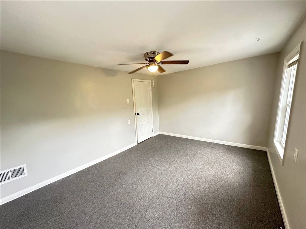 977 Streets Run Rd, #975, Pittsburgh, PA 15236