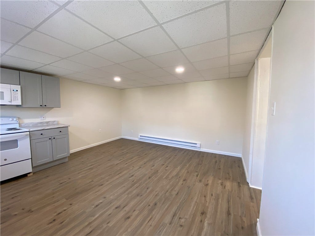 407 N Pittsburgh St, Connellsville, PA 15425
