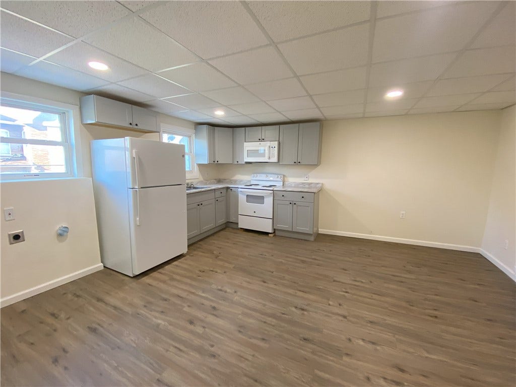 407 N Pittsburgh St, Connellsville, PA 15425