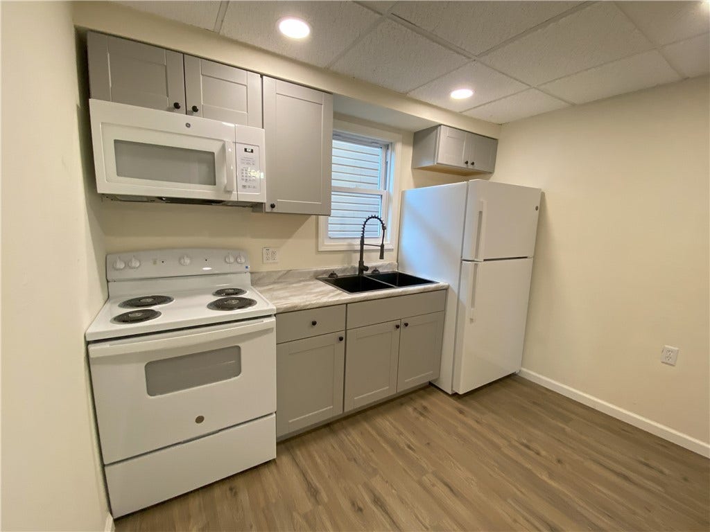 407 N Pittsburgh St, Connellsville, PA 15425