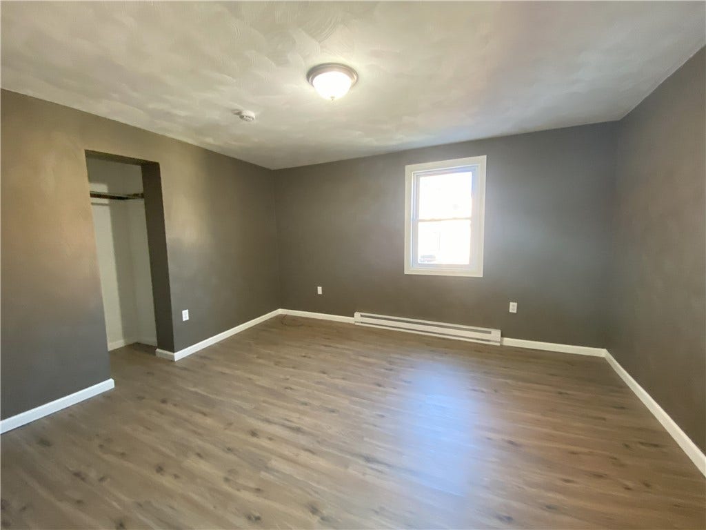 407 N Pittsburgh St, Connellsville, PA 15425