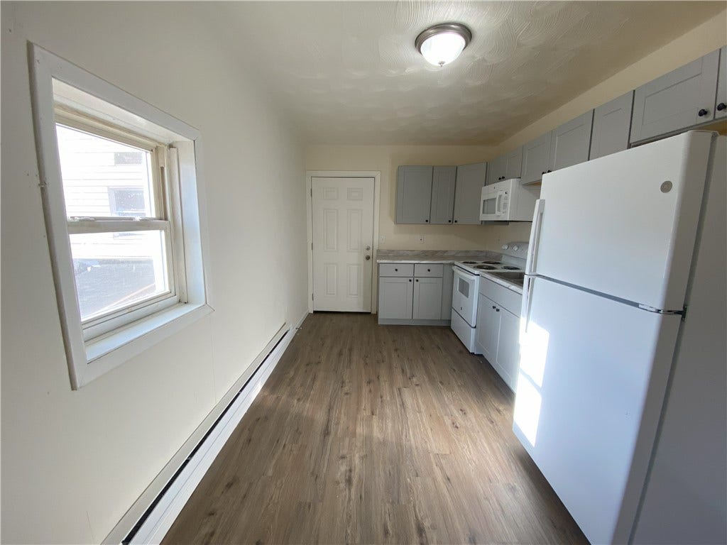 407 N Pittsburgh St, Connellsville, PA 15425